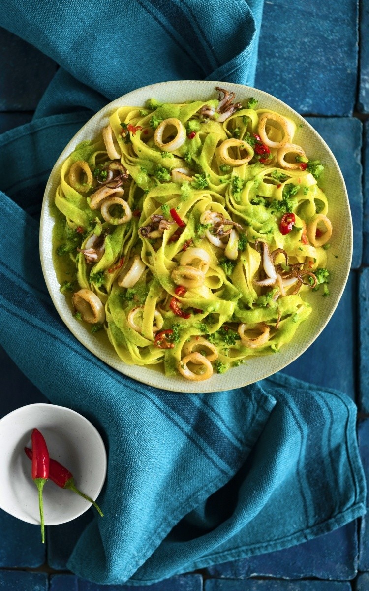 TAGLIATELLE CON CREMA DI BROCCOLI E CALAMARETTI - Giovanni Rana