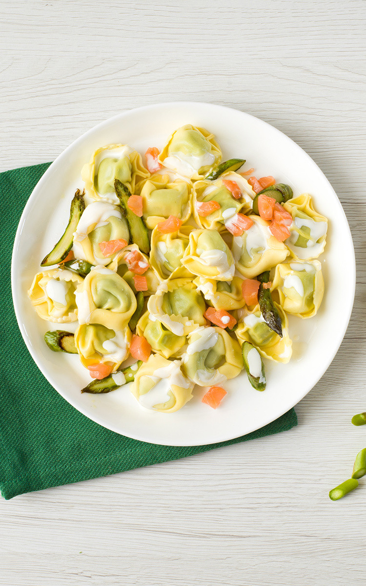 Spinach and deals ricotta tortellini