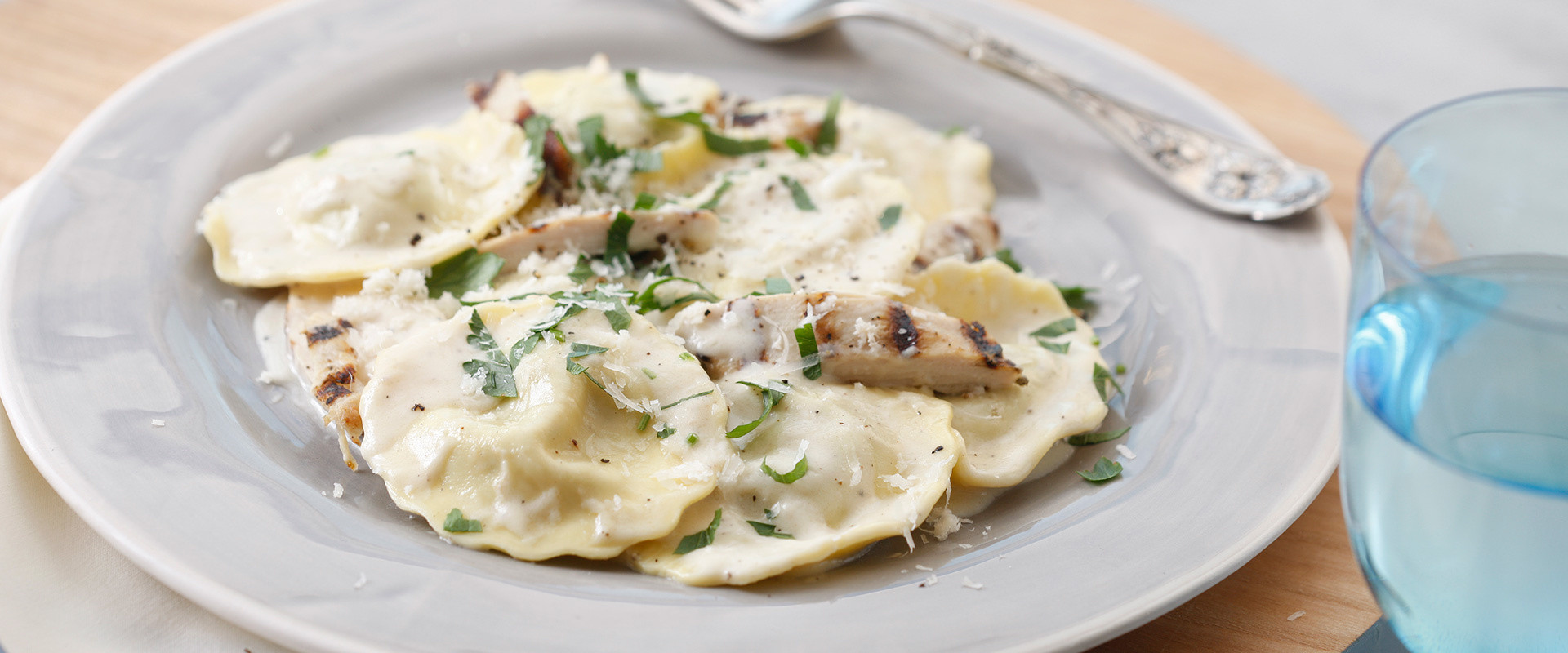 PORCINI MUSHROOM RAVIOLI ALFREDO WITH CHICKEN Rana