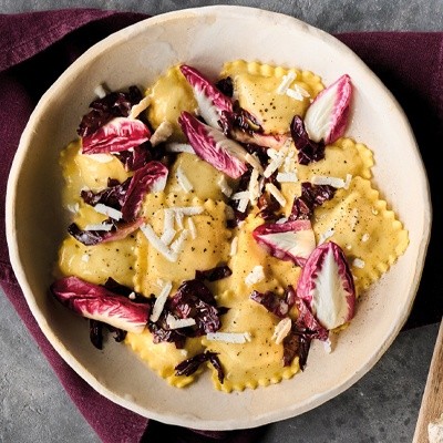 RAVIOLI GORGONZOLA CON RADICCHIO E CACIORICOTTA